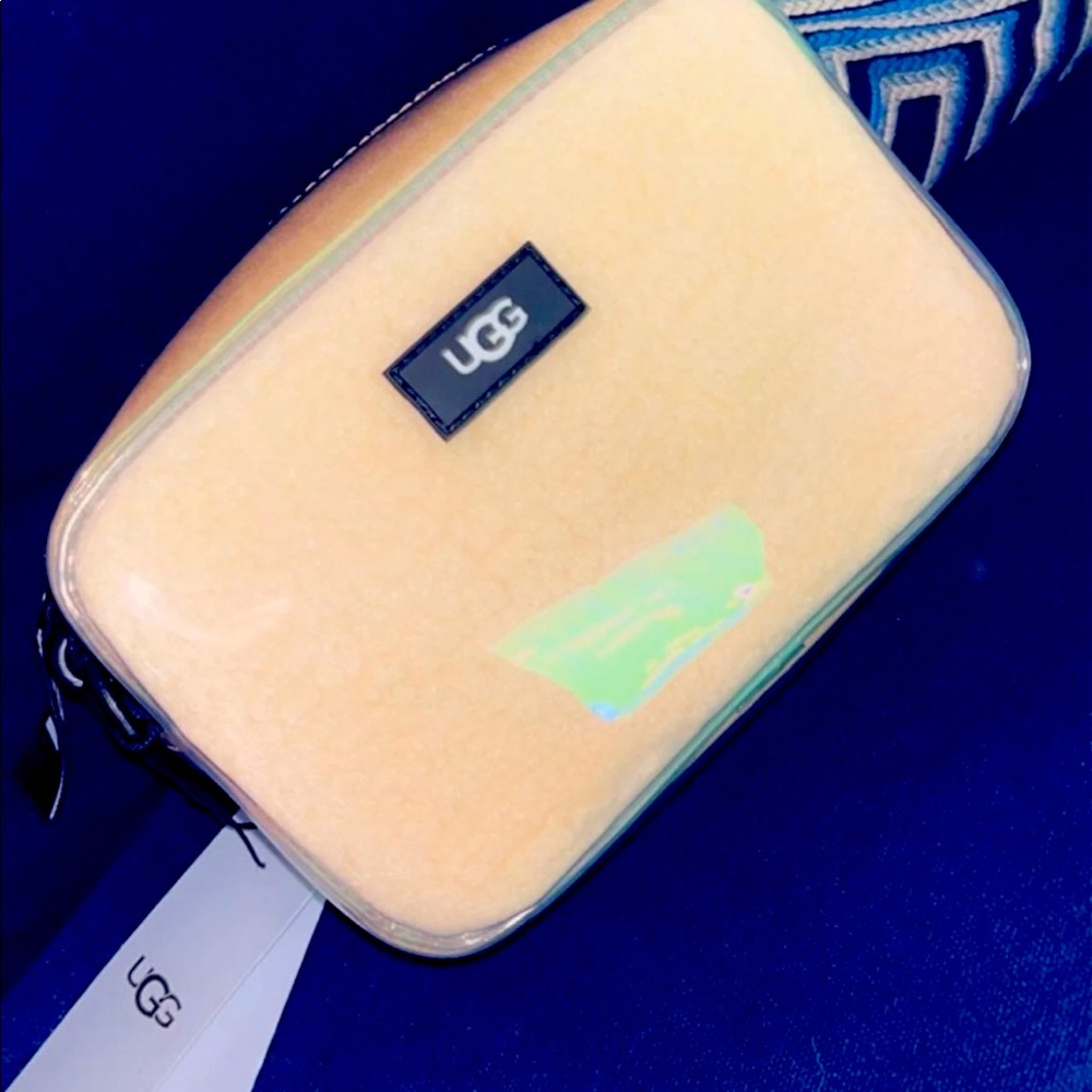 Brand new ugg purses - Picture 4 of 4